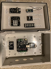 Load image into Gallery viewer, SolarMAX LiPo Solar Power System and Data Gathering System for SkyWeather / Raspberry Pi / Arduino